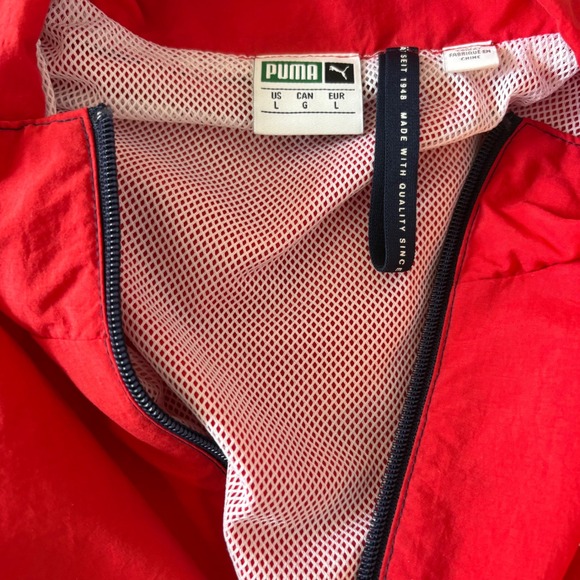 Puma RETRO windbreaker. Men's size Large. Red white and blue - Picture 9 of 10